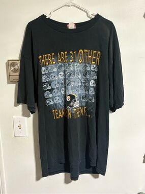 Vintage Style Black Pittsburgh Steelers Graphic Tee